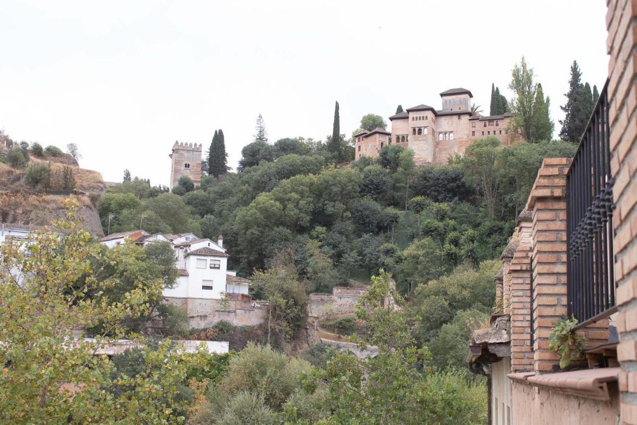 Piso Para Cuatro A Los Pies De La Alhambra グラナダ エクステリア 写真